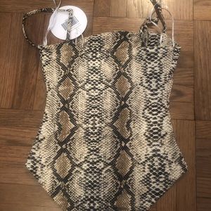 Princess Polly bodysuit in size 0